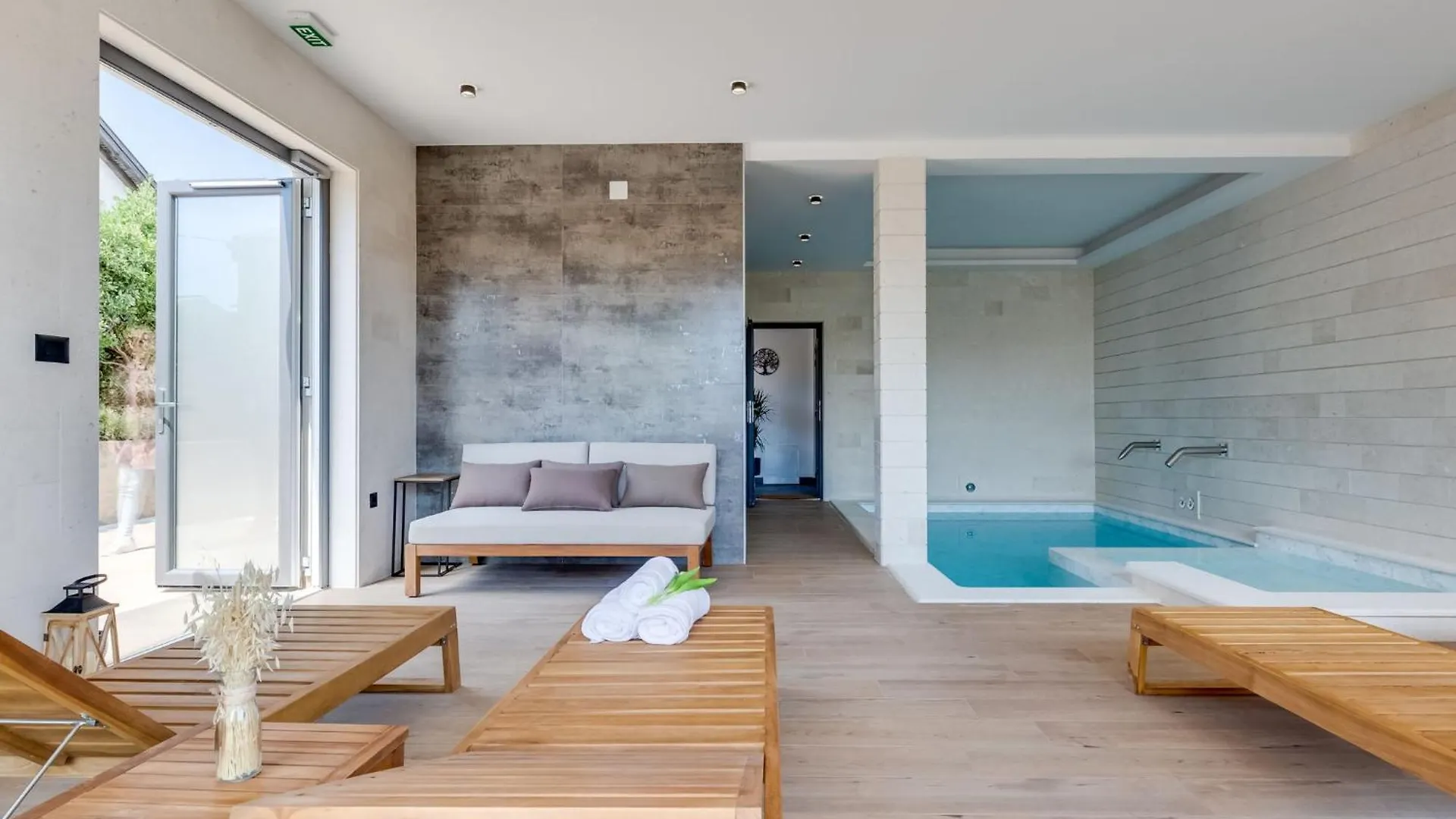 Holiday Home Luxury Villa Terra Maiorum By Interhome Povljana